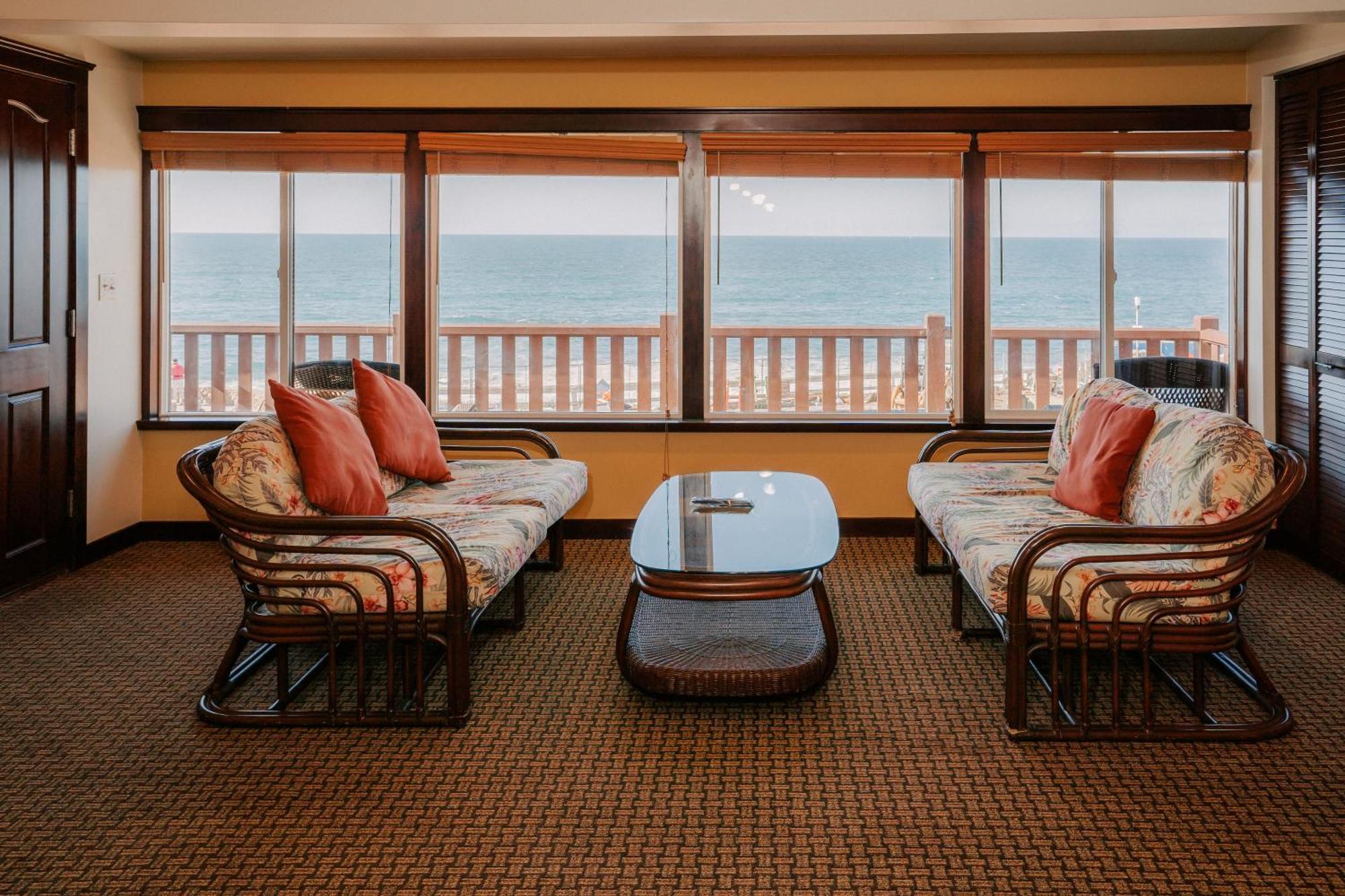 Pantai Inn Сан-Диего Экстерьер фото