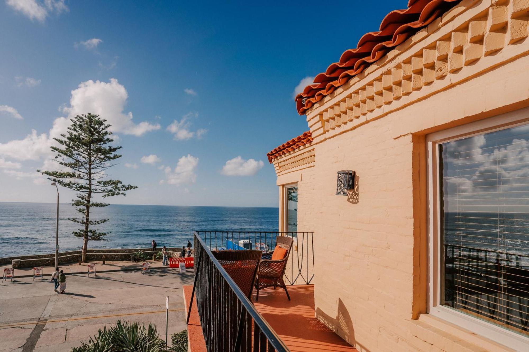 Pantai Inn Сан-Диего Экстерьер фото