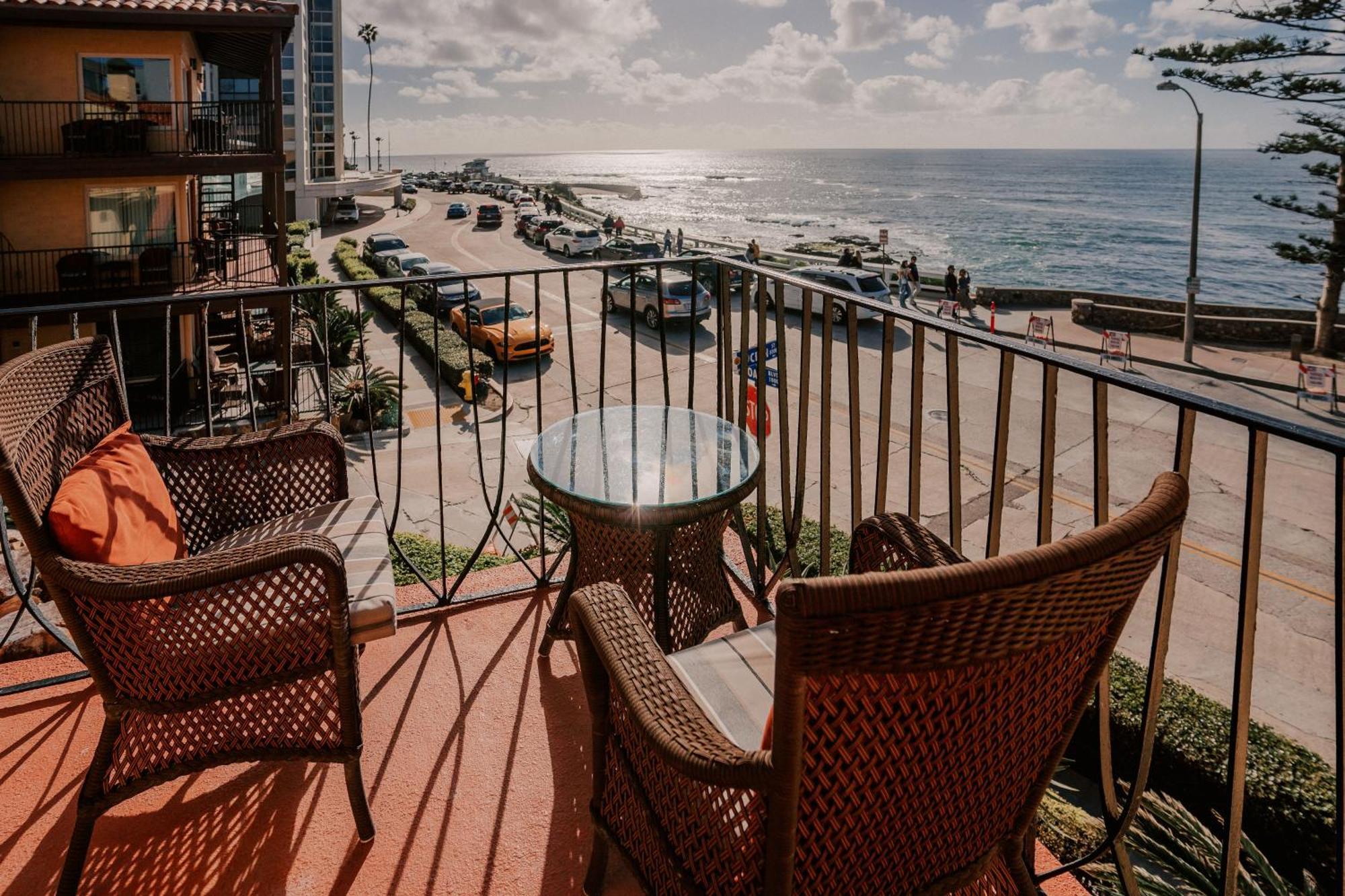 Pantai Inn Сан-Диего Экстерьер фото
