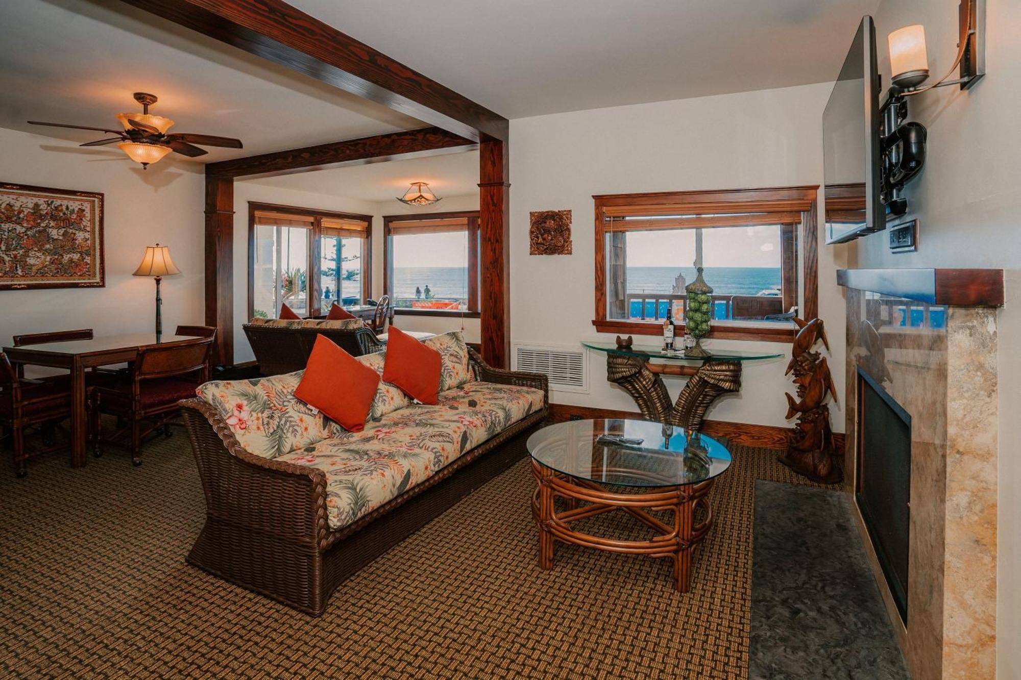 Pantai Inn Сан-Диего Экстерьер фото
